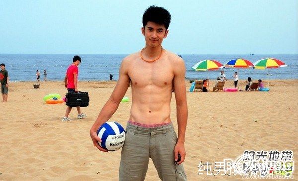 张云龙ตี๋๋ทหารเรือ