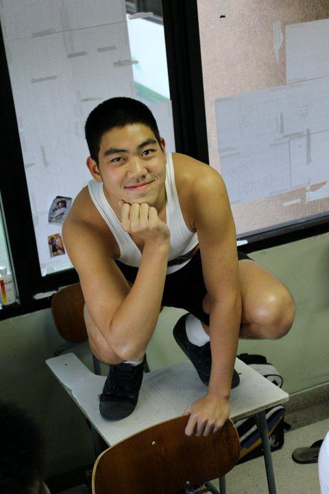 หนุ่มน้อยน่ารัก