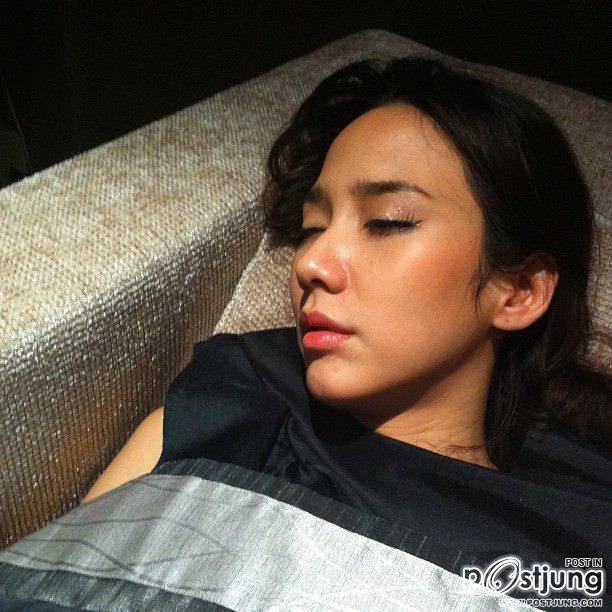 ใคนแอบถ่ายพี่อั้มตอนนอนหลับเนี่ย