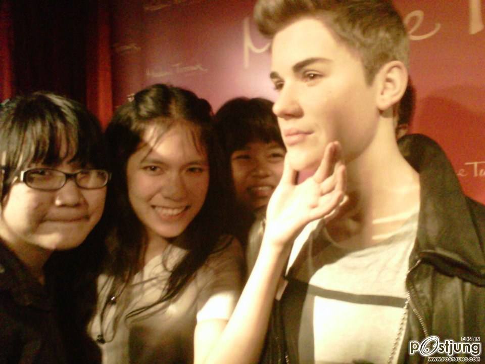 งานเปิดตัวหุ่นขี้ผึ้ง justin bieber at bangkok