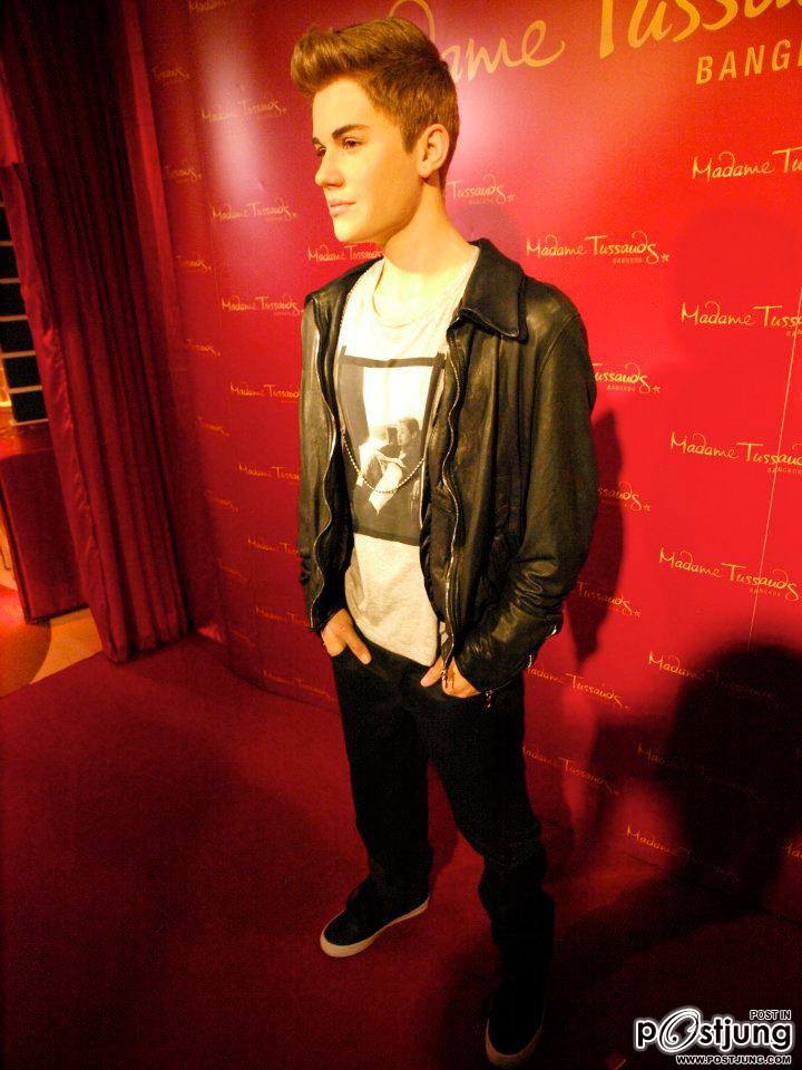 งานเปิดตัวหุ่นขี้ผึ้ง justin bieber at bangkok