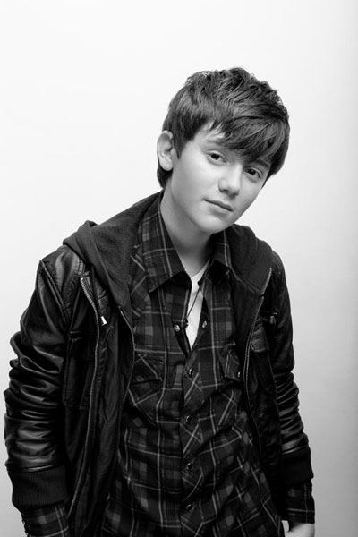 Greyson Chance  นักร้องหนุ่มดาวรุ่ง อัจฉริยะเปียโน