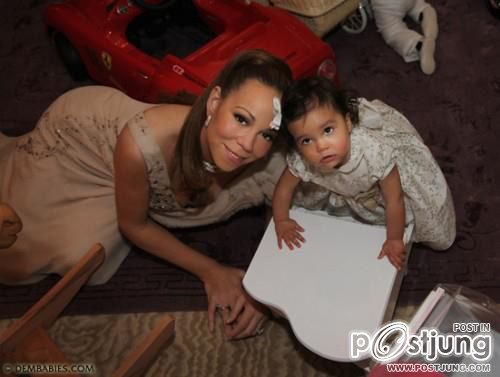 Love family: Mariah Carey