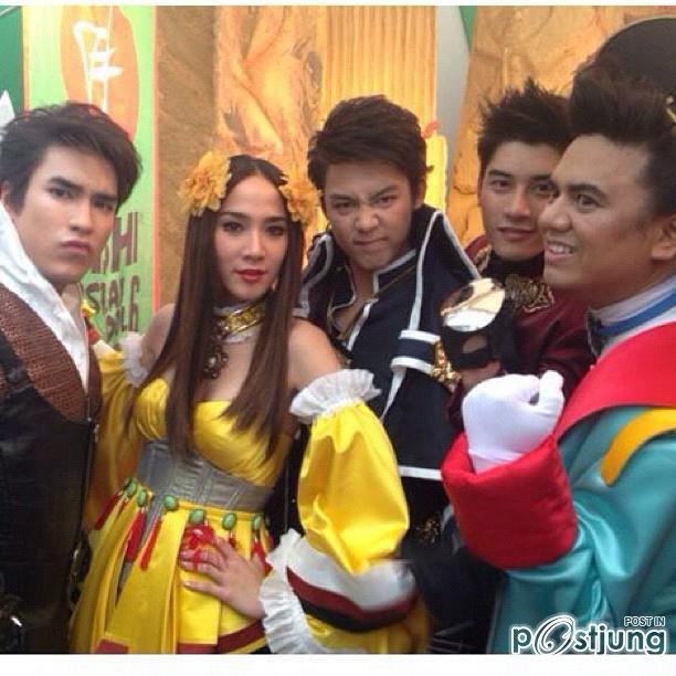 Aum Patchrapa >New Instagram Update @ oishi cosplay !!