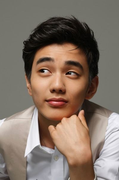 Yoo seung ho