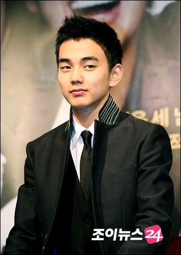 Yoo seung ho