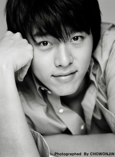 Hyunbin (ฮยอน บิน)