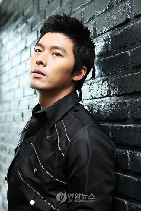 Hyunbin (ฮยอน บิน)
