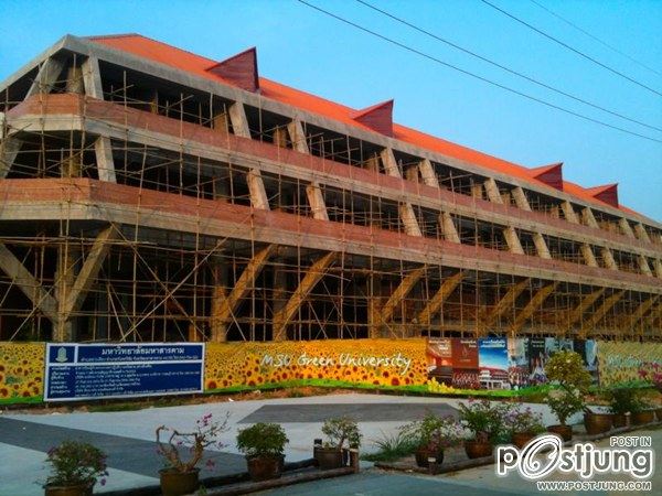 ความคืบหน้า 85%โรงละคร วิทยาลัยดุริยางคศิลป์ มหาวิทยาลัยมาหา่รคาม