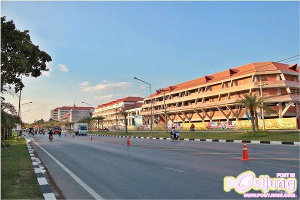 ความคืบหน้า 85%โรงละคร วิทยาลัยดุริยางคศิลป์ มหาวิทยาลัยมาหา่รคาม