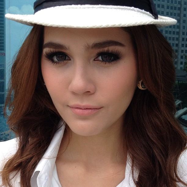 ชมพู่ อารยา ใน   Chomismaterialgirl &hearts; BIG EYE!! 55555 น่ารัก