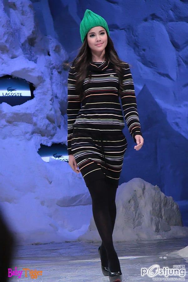 ญาญ่า อุรัสยา