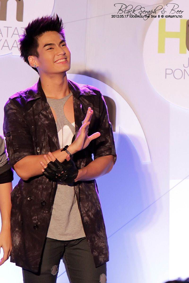 ฮั่น @ งานเปิดอัลบั้ม The star 8