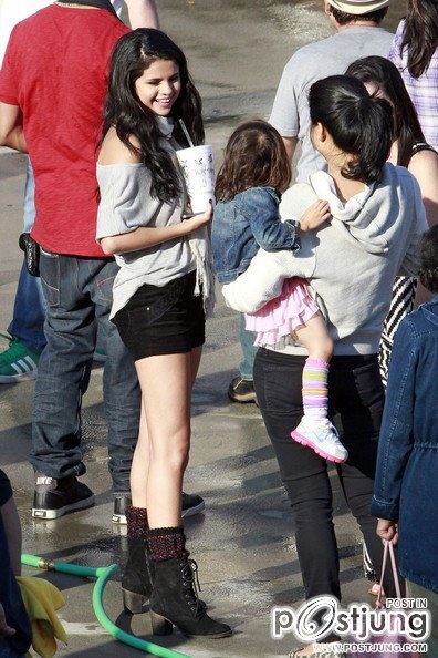 she Selena Gomez Style