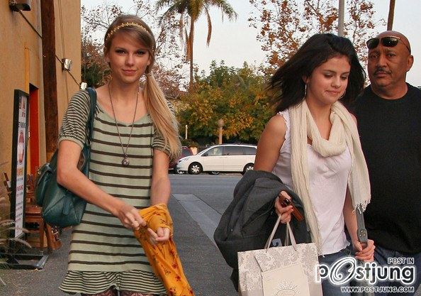 Selena Gomez and Taylor Swift friend or Sister