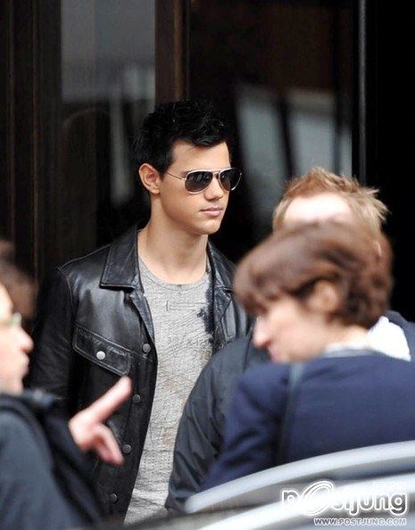 Taylor Lautner him