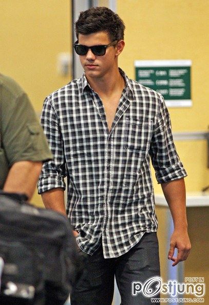 Taylor Lautner him