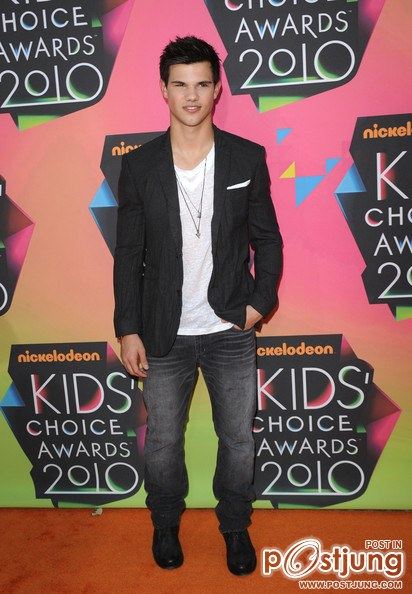 Taylor Lautner him