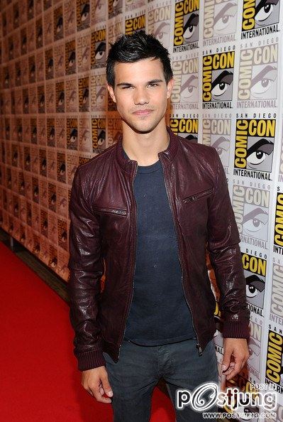 Taylor Lautner him