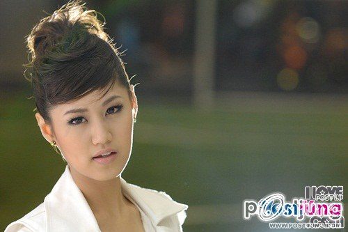 เฟย์ สาวน้อยเจ้าของลักยิ้มละลายใจ ยิ่งโตยิ่งน่ารัก