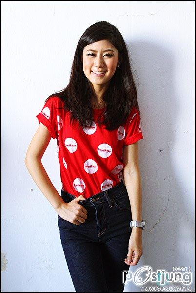 เฟย์ สาวน้อยเจ้าของลักยิ้มละลายใจ ยิ่งโตยิ่งน่ารัก