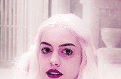 คนรัก Annie Hathaway