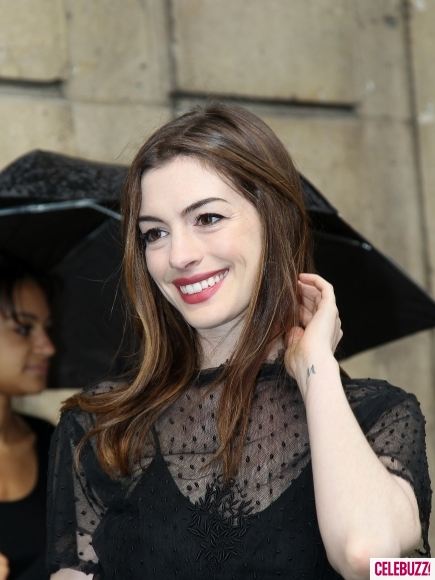 คนรัก Annie Hathaway