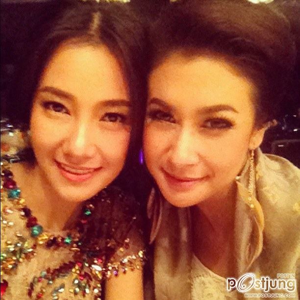 นุ่น วรนุช @งานนาฏราช ในชุดเดรสสุดหรู Dolce&Gabbana  และ Alexander McQueen Clutch
