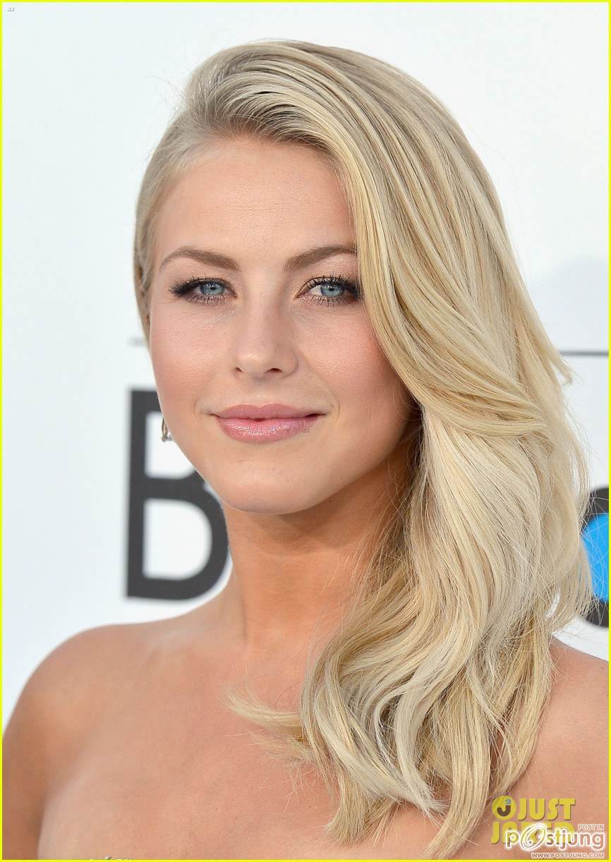 Julianne Hough