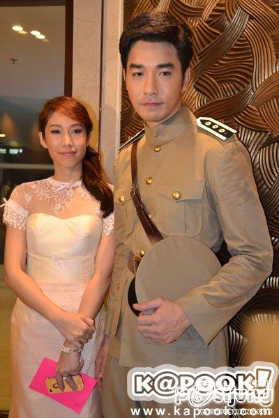 10 อันดับชุดดารา เลิศ หรู รั่ว งานแต่งป๋อ เอ๋