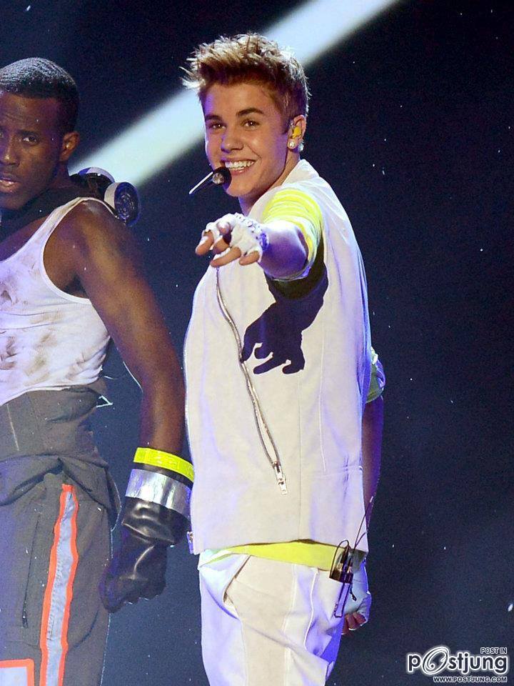 justin bieber 2012 Billboard Music Awards