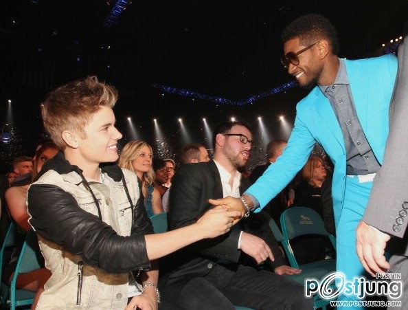 justin bieber 2012 Billboard Music Awards