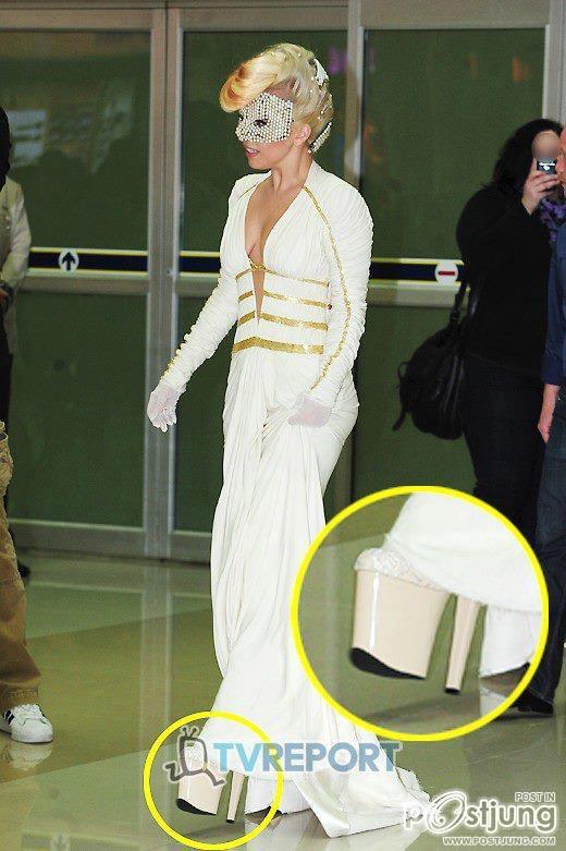 lady gaga thailand love you