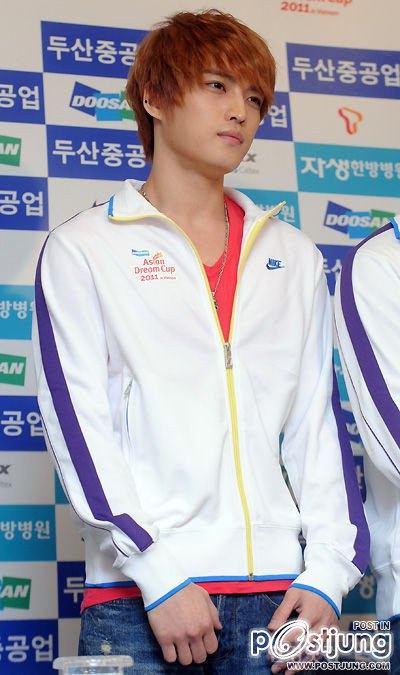 jyj เเจจุง