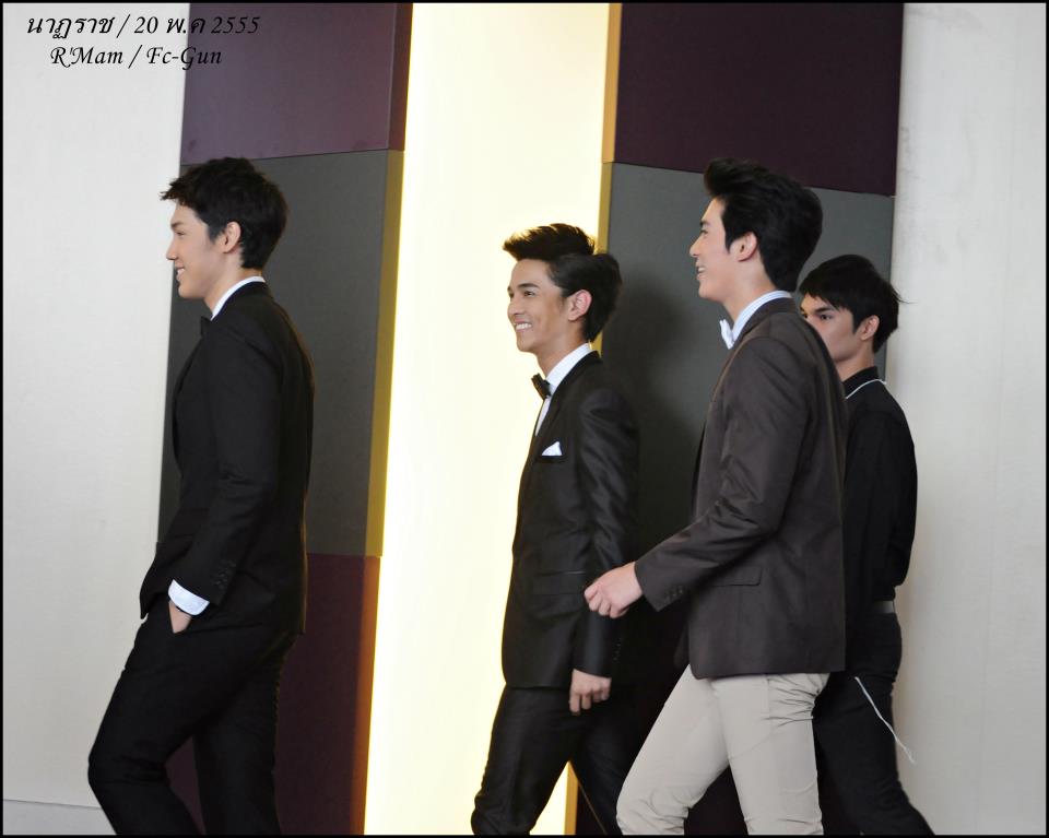 แกงส้ม  หล่อเนี๊ยบงานนาฏราช