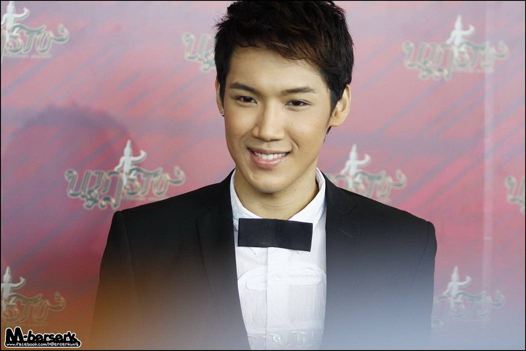 แกงส้ม  หล่อเนี๊ยบงานนาฏราช