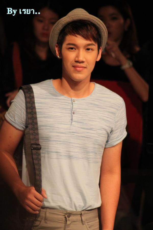 แกงส้ม  Men With Style 2012 Fashion In Flight  @Central ชิดลม