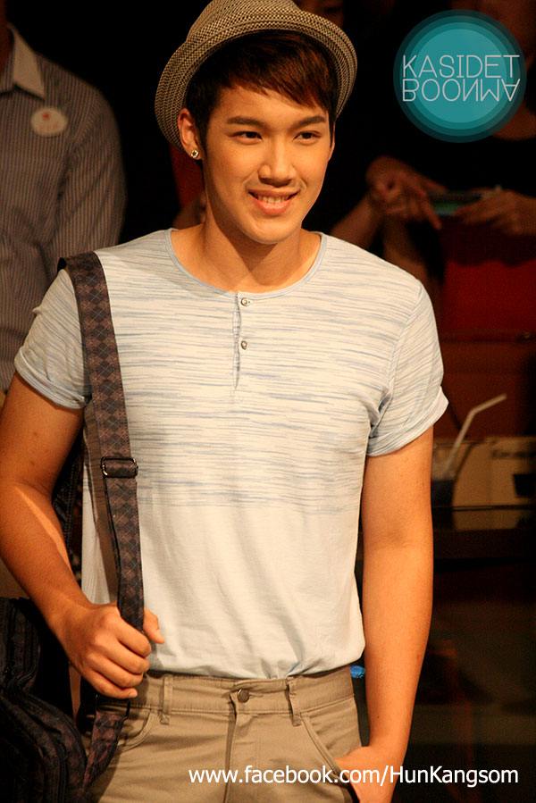 แกงส้ม  Men With Style 2012 Fashion In Flight  @Central ชิดลม