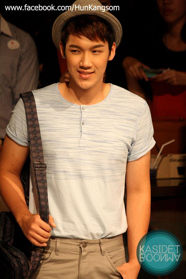 แกงส้ม  Men With Style 2012 Fashion In Flight  @Central ชิดลม