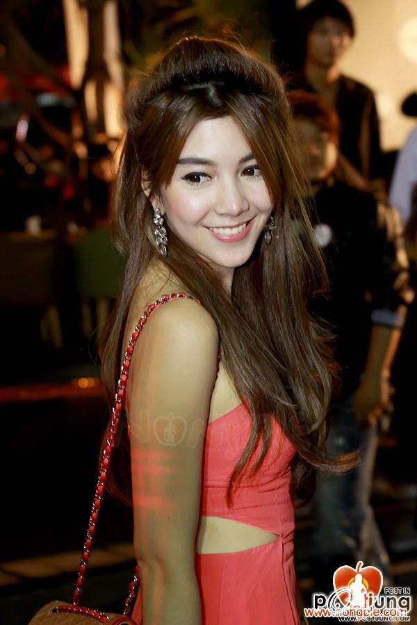 วุ้นเส้น วิริฒิพา