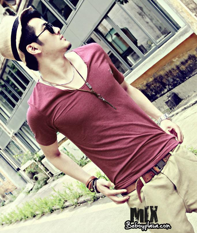 หนุ่มตี๋หล่อน่ารักกับเสื้อเท่เก๋
