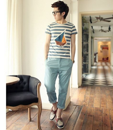 หนุ่มตี๋หล่อน่ารักกับเสื้อเท่เก๋