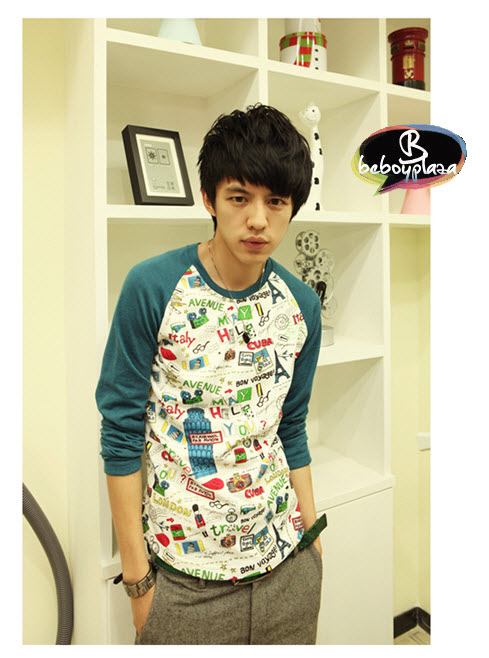 หนุ่มตี๋หล่อน่ารักกับเสื้อเท่เก๋