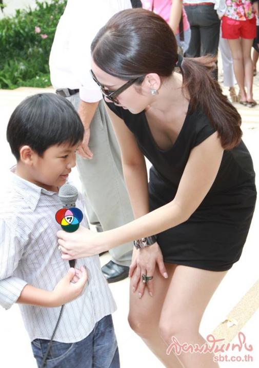 อั้ม อึ้ง จริงๆ ค่ะ