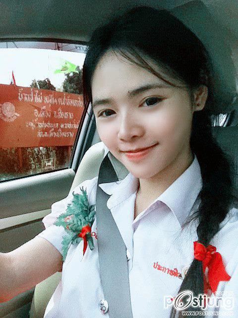 Pic สาวไทยน่ารักๆ  จากสมาคมสาวน่ารักแห่งประเทศไทย