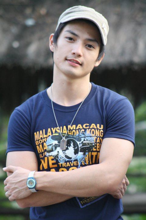 อีกคนกับหนุ่มน้อยน่าไปชะทุกอย่าง