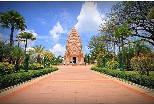 บุรีรัมย์ นครแห่งความรื่นรมย์ นครแห่งต้นไม้