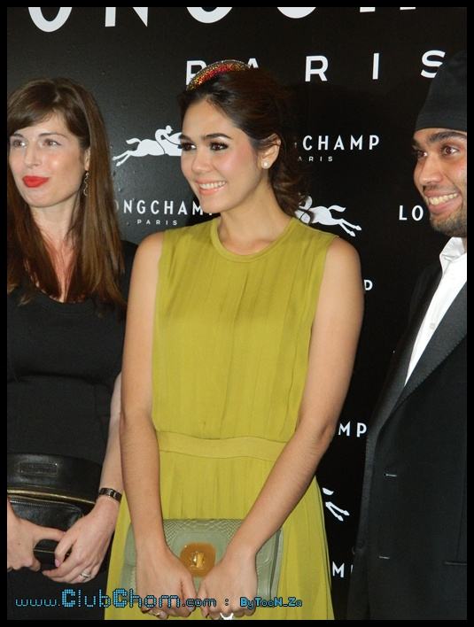 ชมพู่ อารยา ในงาน Grand Opening Longchamp@ Siam paragon