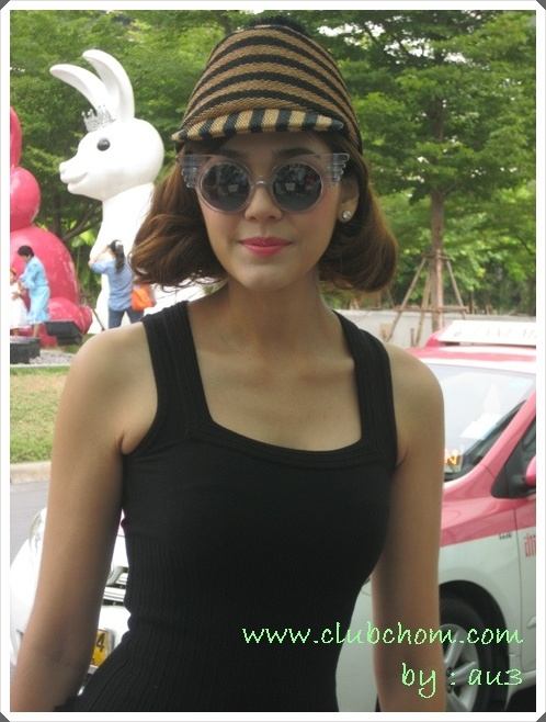 ชมพู่ อารยา กับแฟชั่นสวยๆ