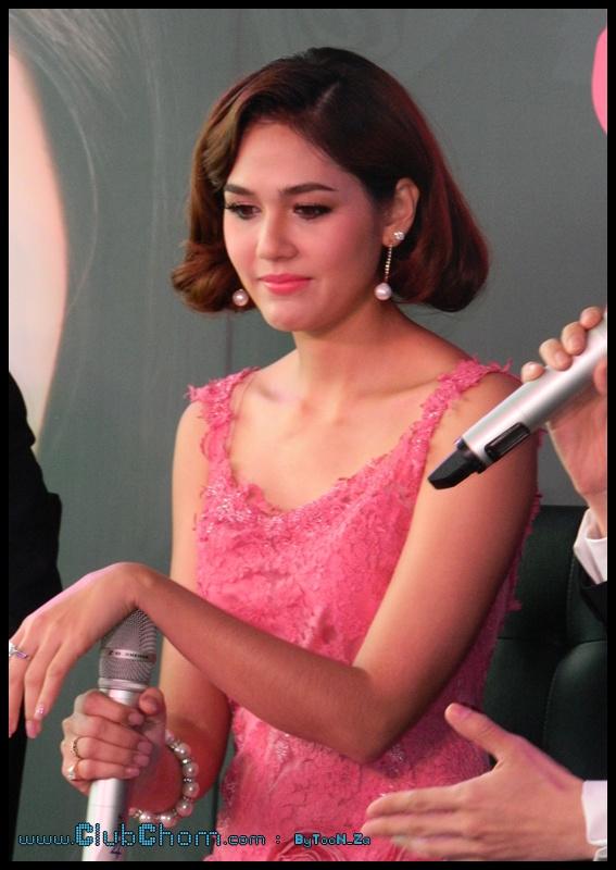 ชมพู่ อารยา ในงานแถลงข่าว เรยา เดอะ มิวสิคัล